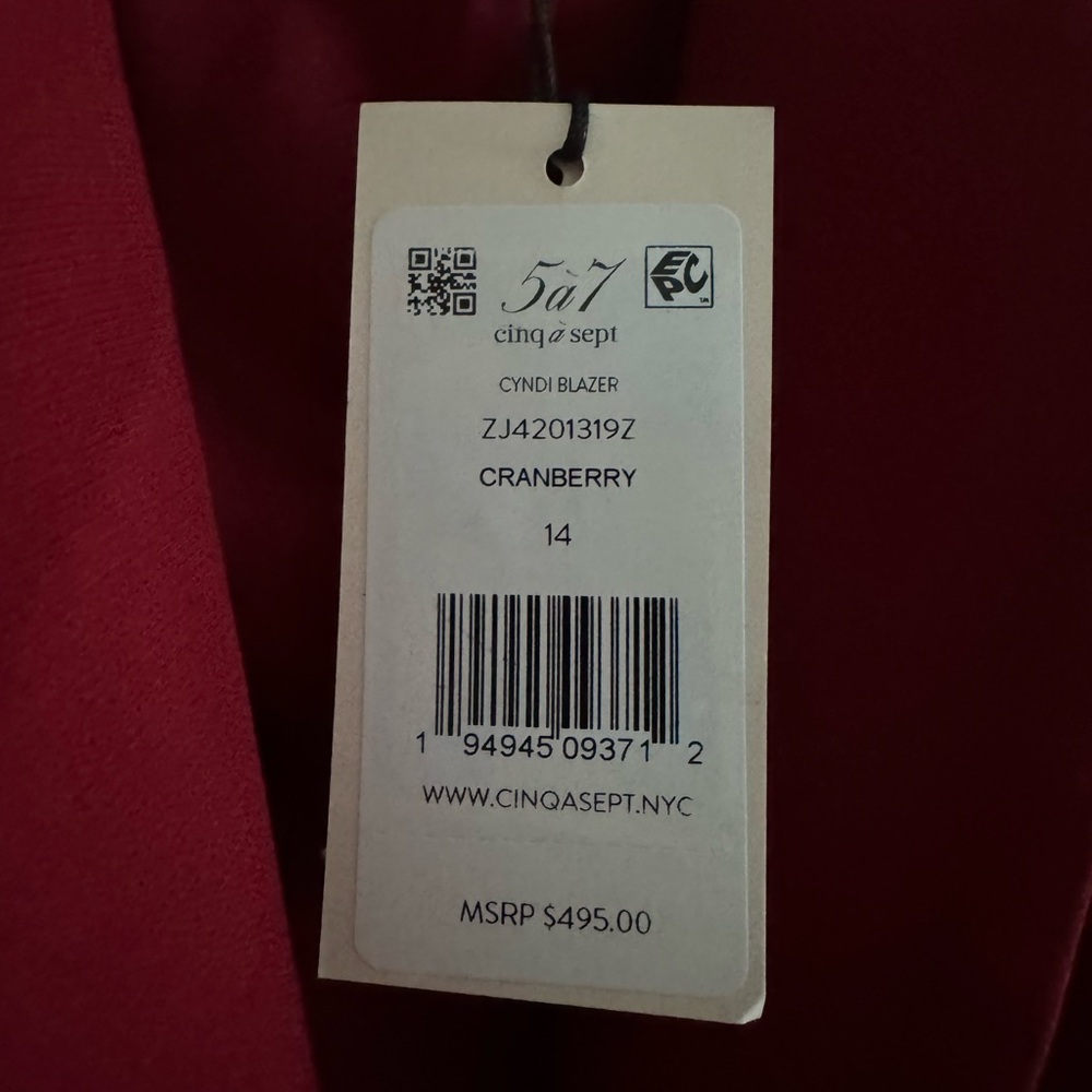 Cyndi Smocked Crepe Blazer - Picture 4 of 8